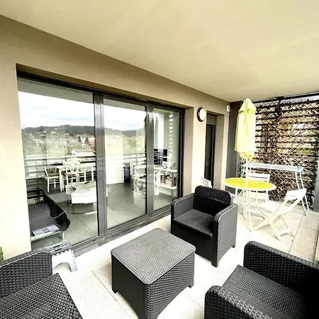 Spacieux T2 + Parking A 5 Min D'aix Apartment